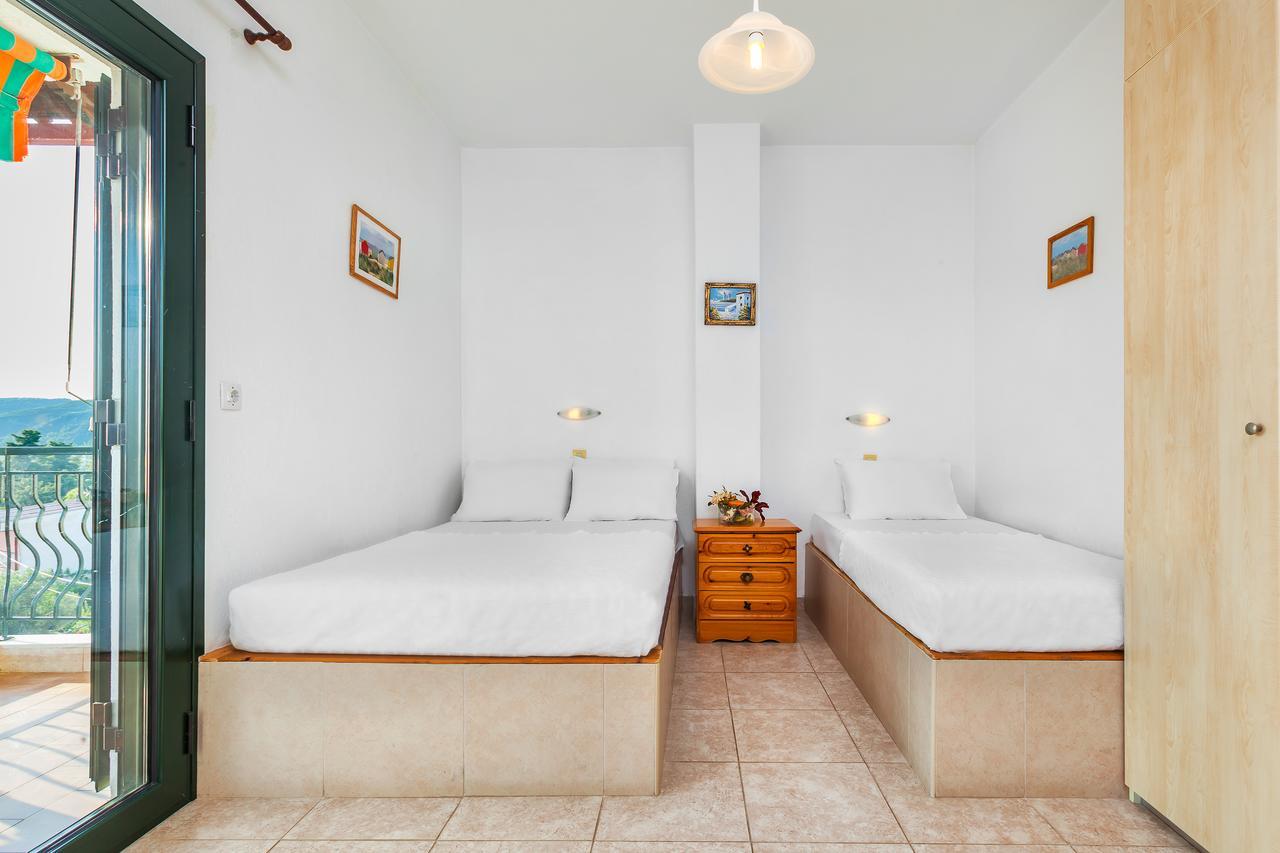 Xenios Loutra Village Mary'S House Agia Paraskevi  Rum bild